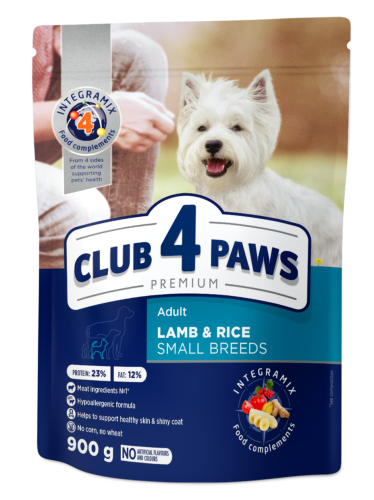 CLUB 4 PAWS PREMIUM dla psów małych ras z jagnięciną 900g