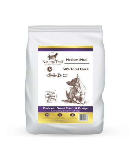 NATURAL TRAIL Medium Maxi Breed Duck 2kg kaczka z pomarańczą